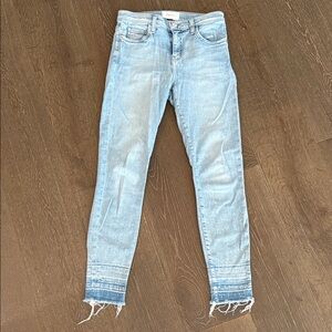 Current/Elliott Light Super Soft Skinny Jeans with Frayed Hem